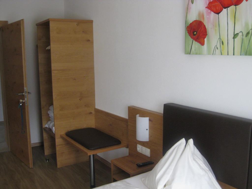 Gasthof Muhr Wirt Z'Bierbaum Hotel Gampern Room photo